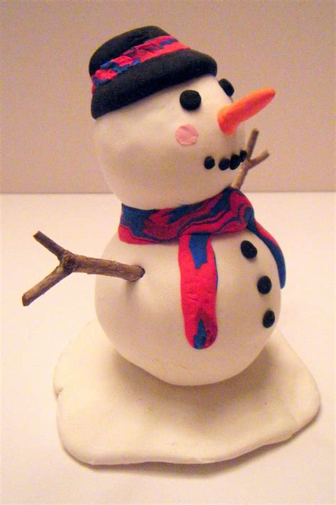 Easy Snowy Scenes to Make with Crayola Model Magic Snow